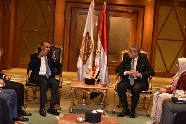 وزير القوى العاملة يلتقي بنظيره العراقي لتعزيز التعاون..وبحث ملف 