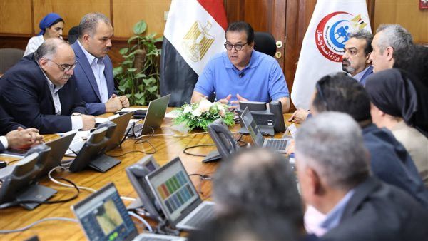 وزير الصحة يطمئن على الخدمات الطبية والعلاجية المقدمة للحجاج المصريين | أهل  مصر