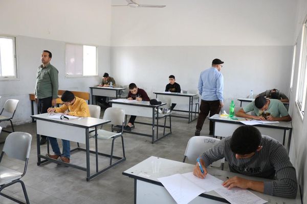 امتحانات الشهادة الثانوية الأزهرية بفلسطين 