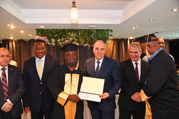 وزير الري يشهد حفل تكريم 15من المتدربين الأفارقة