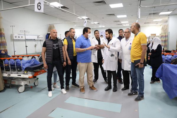 وزير الصحة في زيارة مفاجئة لمعهد ناصر