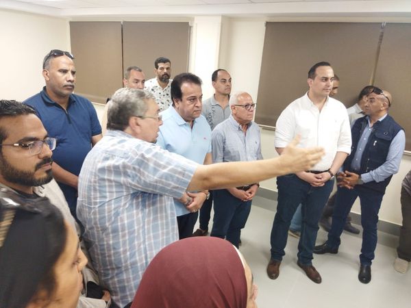 وزير الصحة يتفقد مستشفى الصحة النفسية في بورسعيد 
