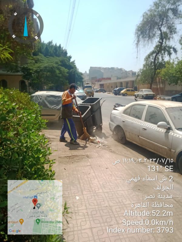 إزالة تراكمات القمامة بمنطقة أرض الجولف بالقاهرة 