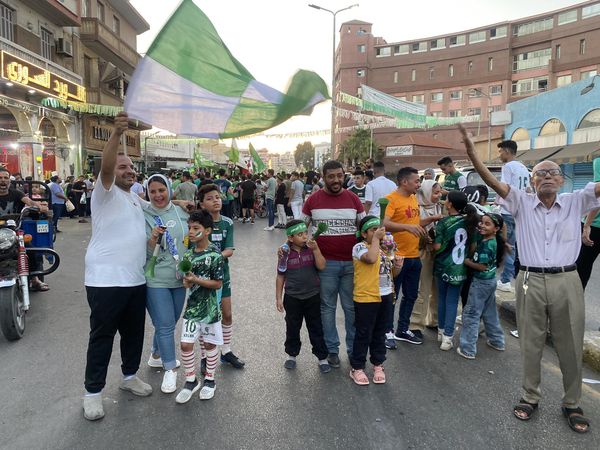 احتفالات البورسعيدية قبل المباراة