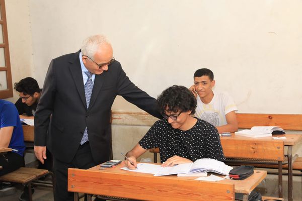 وزير التعليم يختتم جولاته لمتابعة انتظام سير امتحانات الثانوية العامة بمحافظة الجيزة 