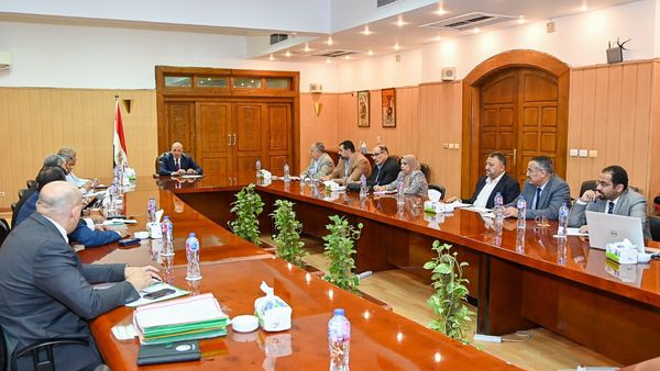 وزير الري يتابع موقف تنفيذ التكليفات الرئاسية فيما يخص تنمية وإعمار سيناء
