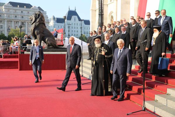 البابا تواضروس يشارك في احتفالات المجر بعيدها القومي