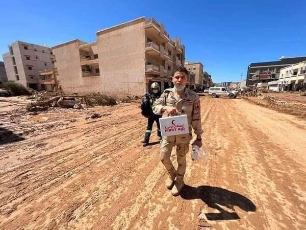 فرق الانقاذ المصرية في ليبيا