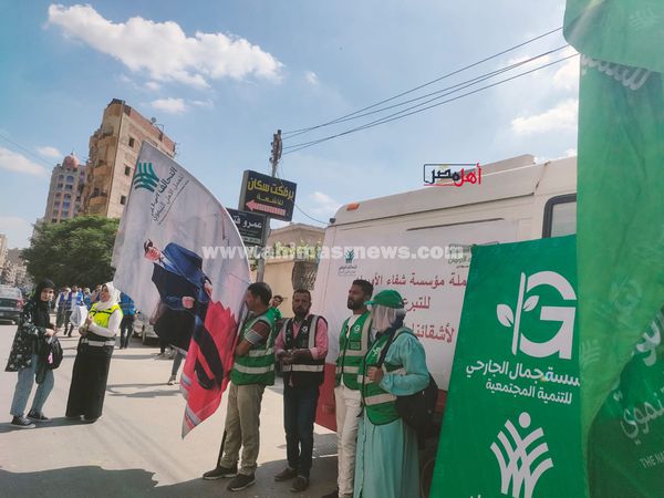 إقبال المواطنين في دعم الفلسطينيين بتبرع بدمائهم بالفيوم