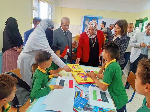 إنشاء مدرسة ابتدائية هدية من البنك الاهلي المصري 