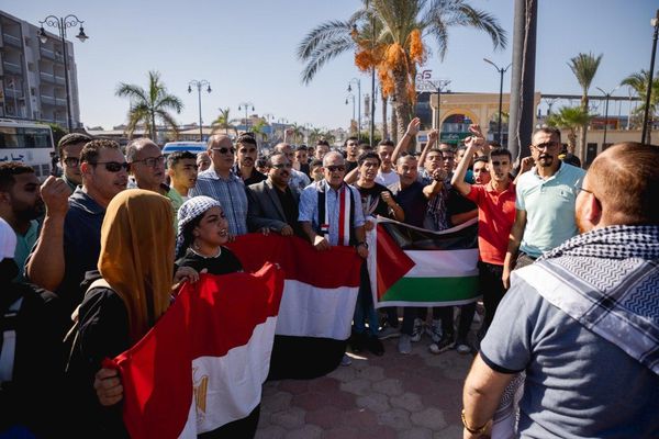 للمره الثانية تنتفض طلاب جامعة بورسعيد تضامنا مع الفلسطينيين 