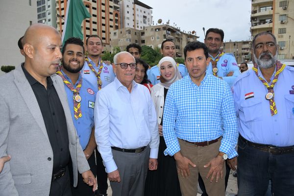 وزير الشباب ومحافظ بورسعيد  فى لقاء حوارى بجامعةبورسعيد 