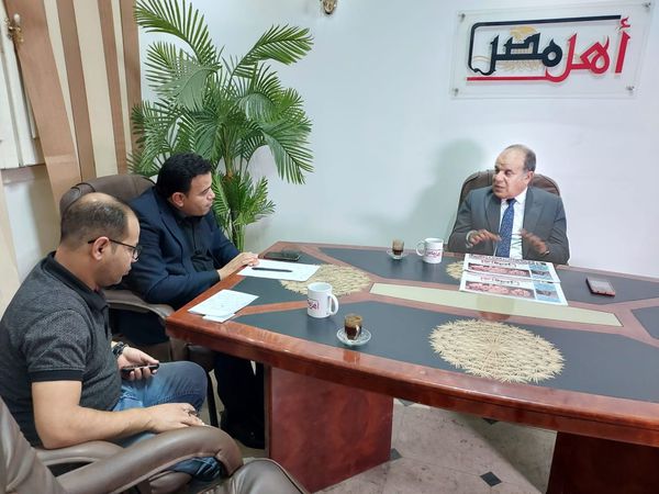  النائب أحمد مهني الأمين العام لحزب الحرية في ندوة أهل مصر 