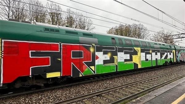 تغيير واجهة قطار في إيطاليا يُثير الجدل على السوشيال ميديا