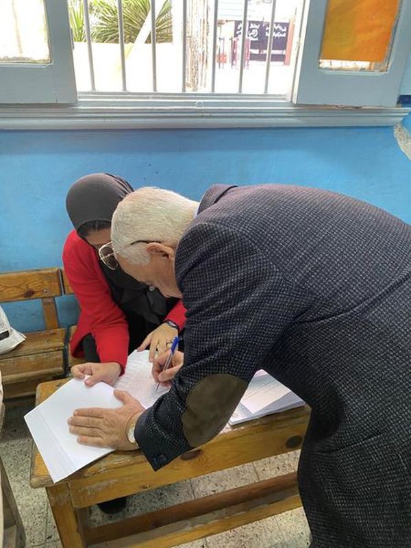فرج عامر يشارك في الانتخابات