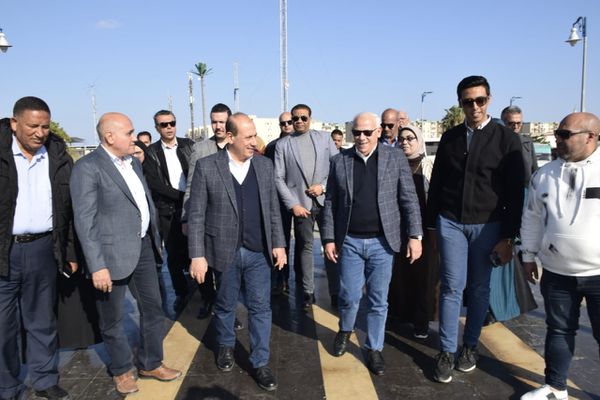 محافظ بورسعيد ورئيس الجهاز المركزي للتعمير يتفقدان ميدان  « التعمير»  بمدخل بورسعيد الجنوبي 