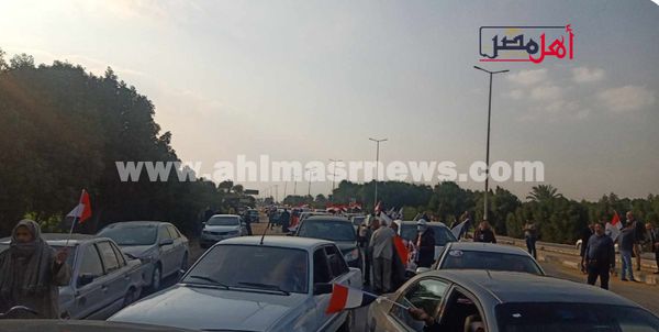 مسيرة بالسيارات بالفيوم للاحتفال الرئيس عبد الفتاح السيسي 