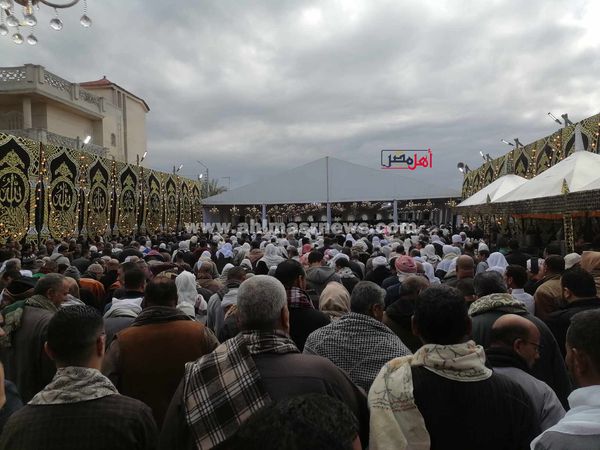 الآلاف يشيعون جنازة رئيس نيابة المنشية 