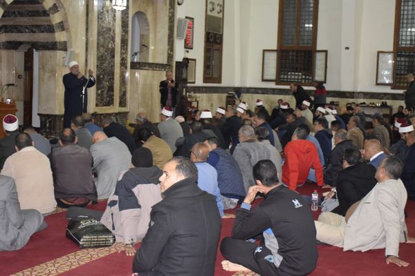 محافظ بورسعيد يشهد احتفالية مديرية الأوقاف بليلة النصف من شعبان بالمسجد العباسي. 