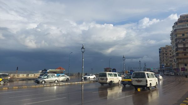 هطول أمطار غزيرة على الإسكندرية