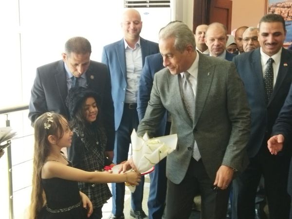 وزير العمل يصل بورسعيد لتسليم عقود عمل ذوي الهمم