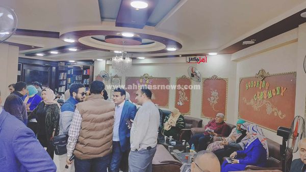 الأطباء البيطريين أثناء الإدلاء بأصواتهم في الانتخابات النقابة الفرعية بالفيوم 