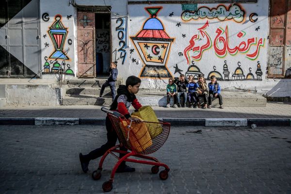 جدارية رمضان في غزة 