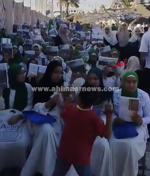 الاحتفال 200طفلا من حفظة القرآن الكريم بالفيوم 