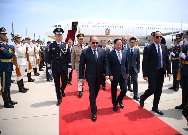 وصول الرئيس السيسي إلى الصين 