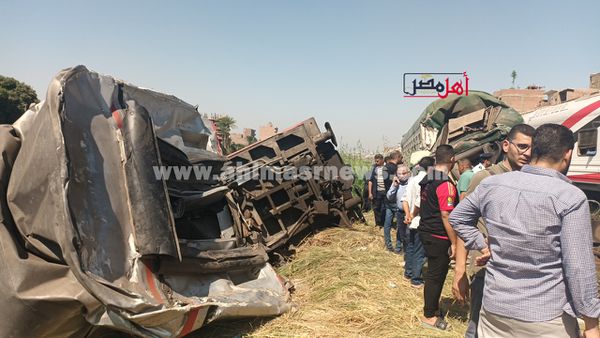 حادث قطارين بالمنيا 