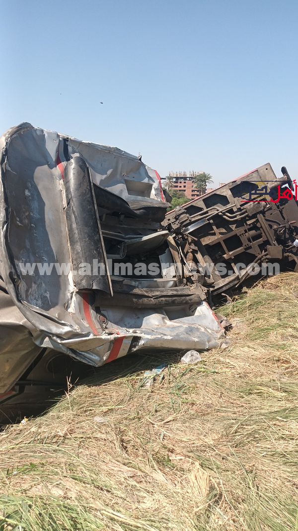 حادث قطارين بالمنيا 