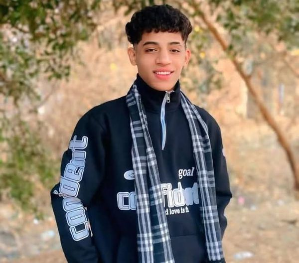 الشابين 