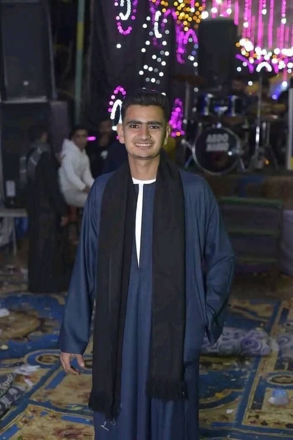 الشاب المتوفي