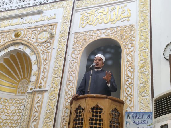 الشيخ محمد دويك إمام وخطيب مسجد النور حمادة 