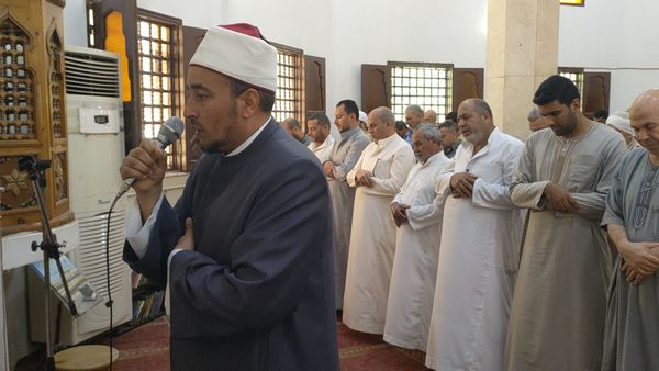 الشيخ محمد دويك إمام وخطيب مسجد النور حمادة  