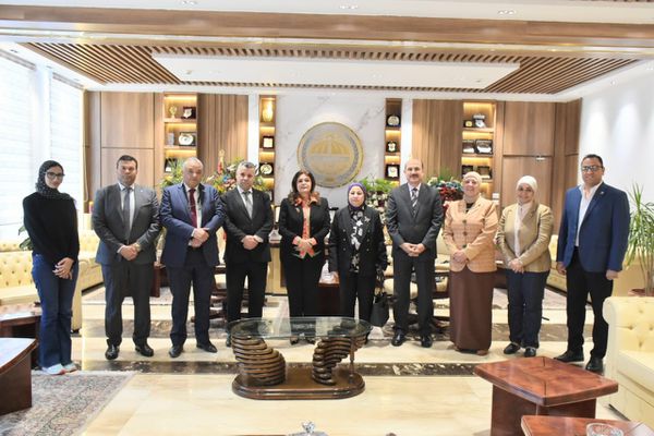 جامعة مدينة السادات
