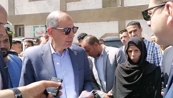 جانب من استجابة المحافظ للسيدة