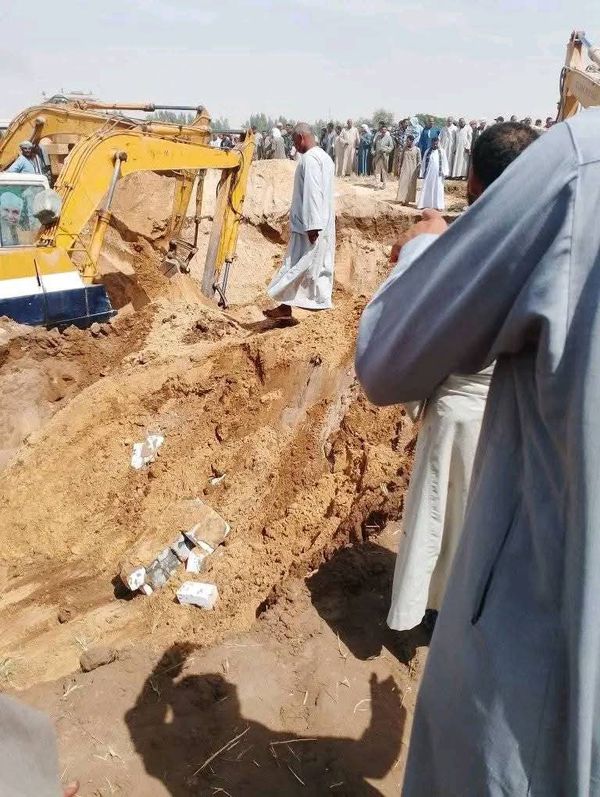 جانب من سقوط بئر