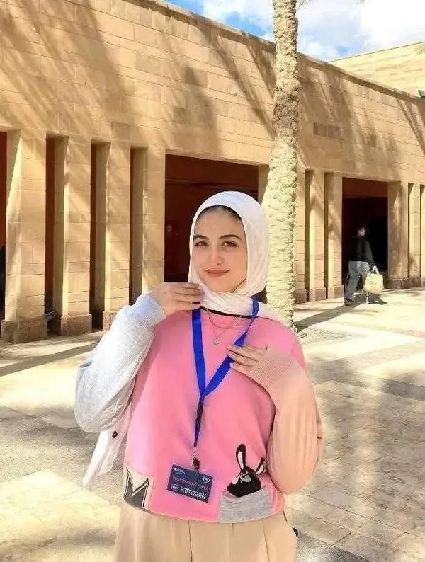 ساره العدل 
