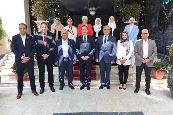 الزيارة