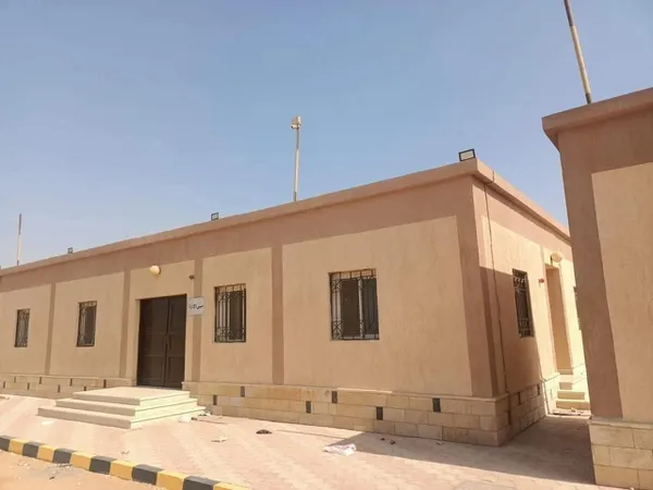 تسليم المدافن الصحية بمركز سمسطا 