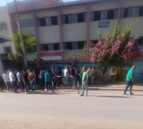 جانب من الامتحانات 