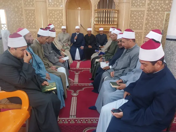 جانب من القافلة الدعوية 