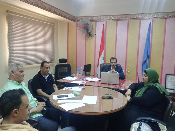 جانب من متابعة سير الامتحانات 