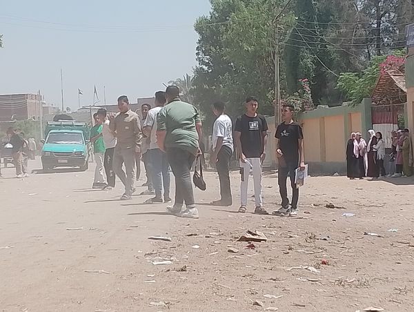 طلاب الشهادة الإعدادية ببنى سويف 
