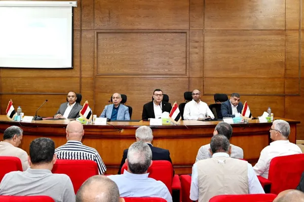 وزير الاسكان 