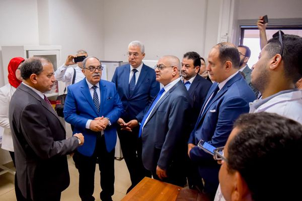 افتتاح مركز اللقاح والمصل 