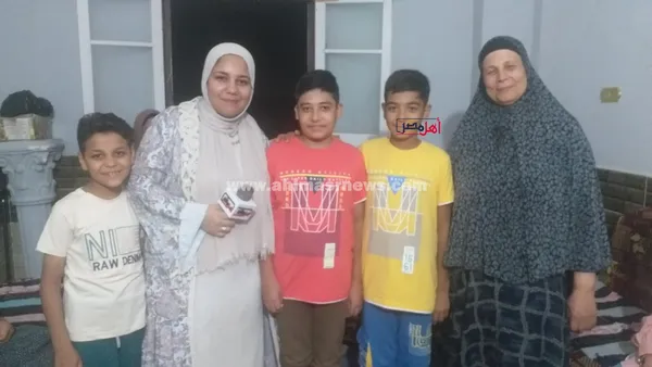 الطالبة إنجي أحمدين، الثانية على محافظة كفر الشيخ بالدبلومات الفنية وأسرتها