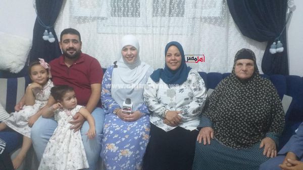 الطالبة بسمة شعير، التاسعة على كفر الشيخ بالدبلومات الفنية وأسرتها 
