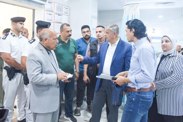 انهيار عقار بالعطارين